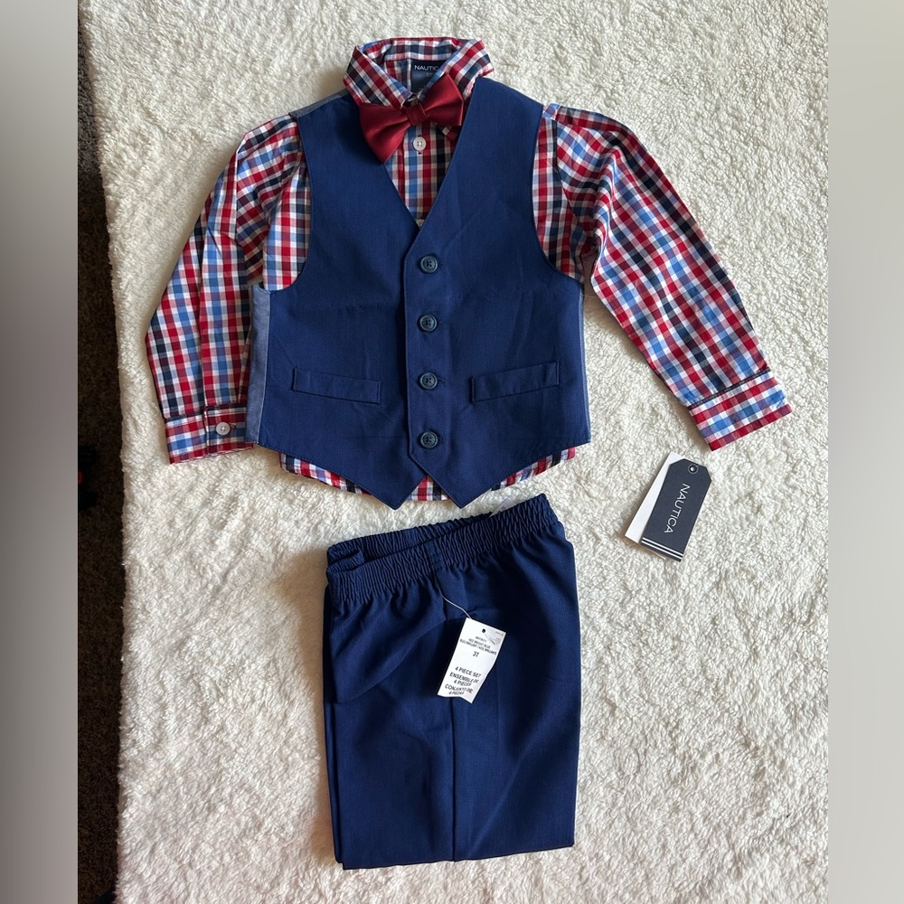 Nautica 4-pc vest set size 3T NWT